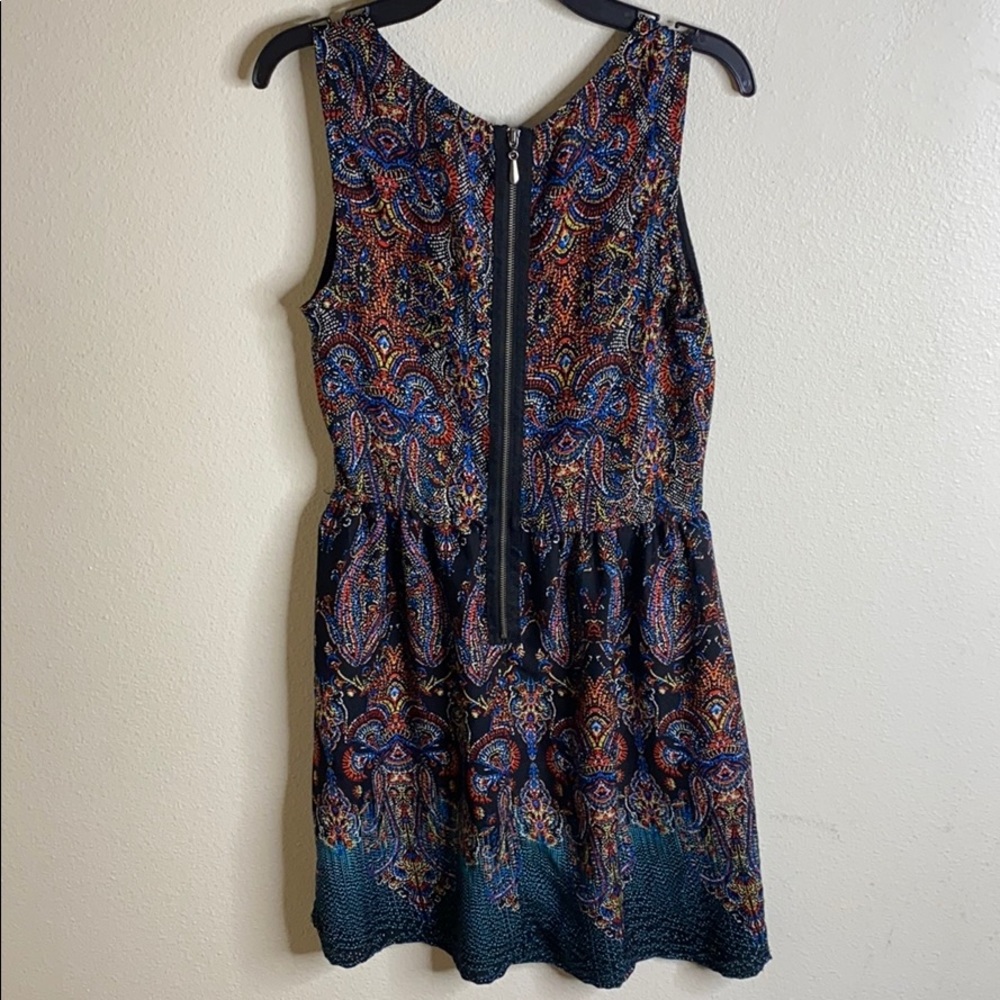 Pattern dress - Picture 4 of 4